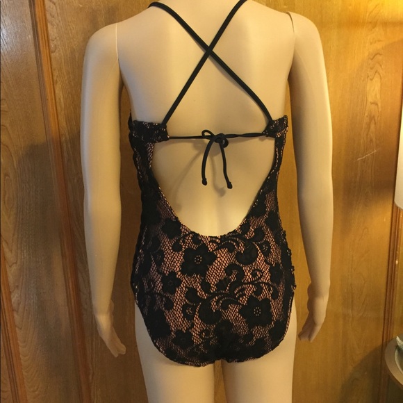 Gossip One Piece Swimsuit - Picture 9 of 11